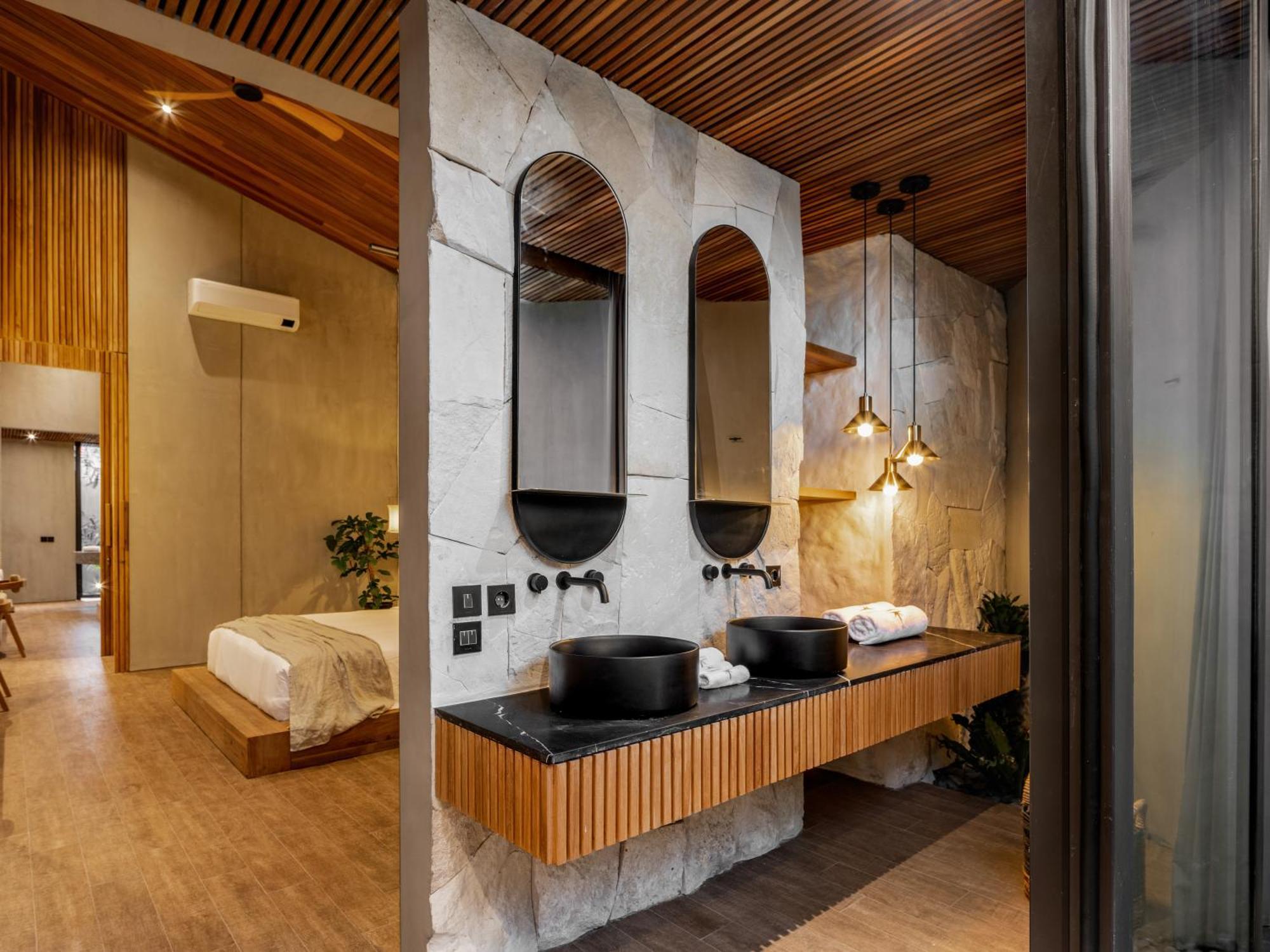 Villa Levante Bali By House Of Winds - Tropical Oasis Near Canggu Kerobokan Esterno foto